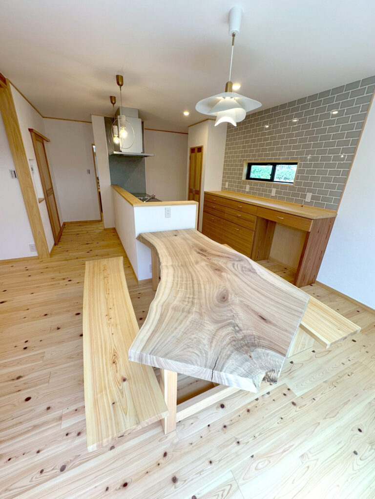 一枚板テーブル納品実績